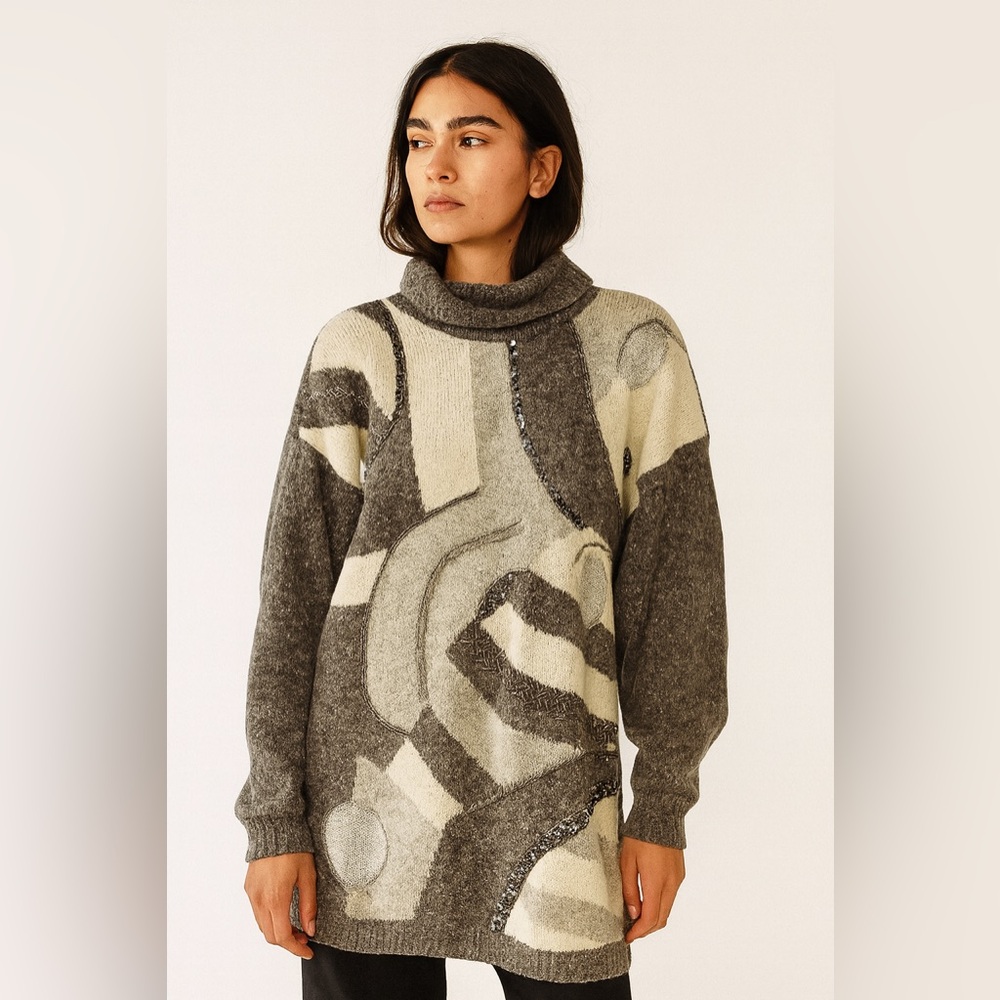 Cristina Vintage Gray Silk Blend Embellished Turtleneck Sweater Sz. M‎